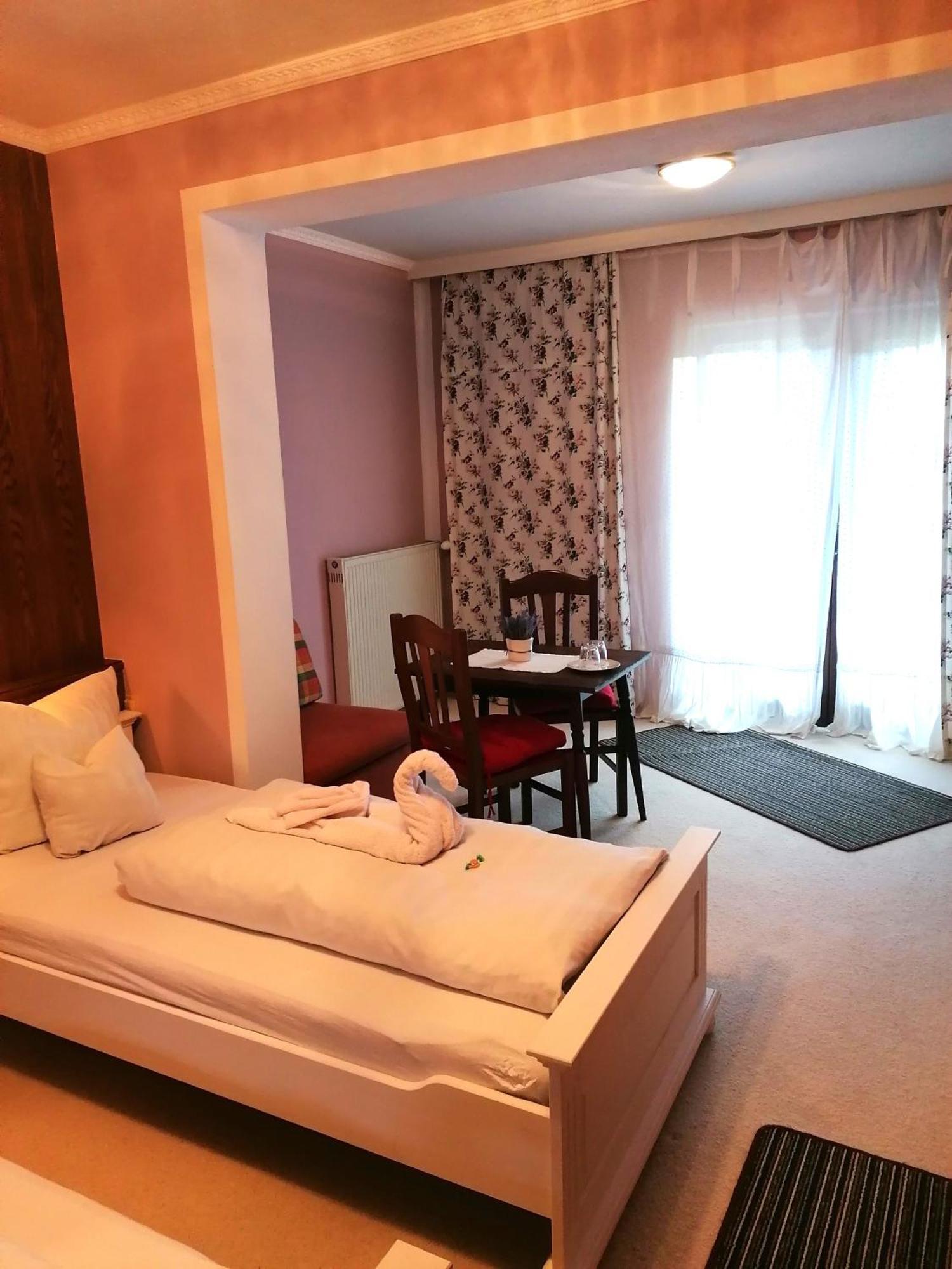 Hotel Vanda Irschen Екстериор снимка