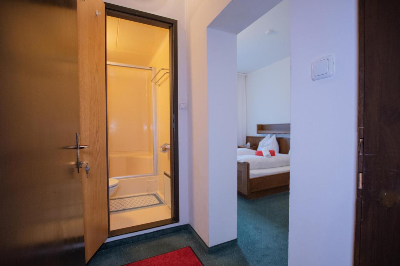 Hotel Vanda Irschen Екстериор снимка